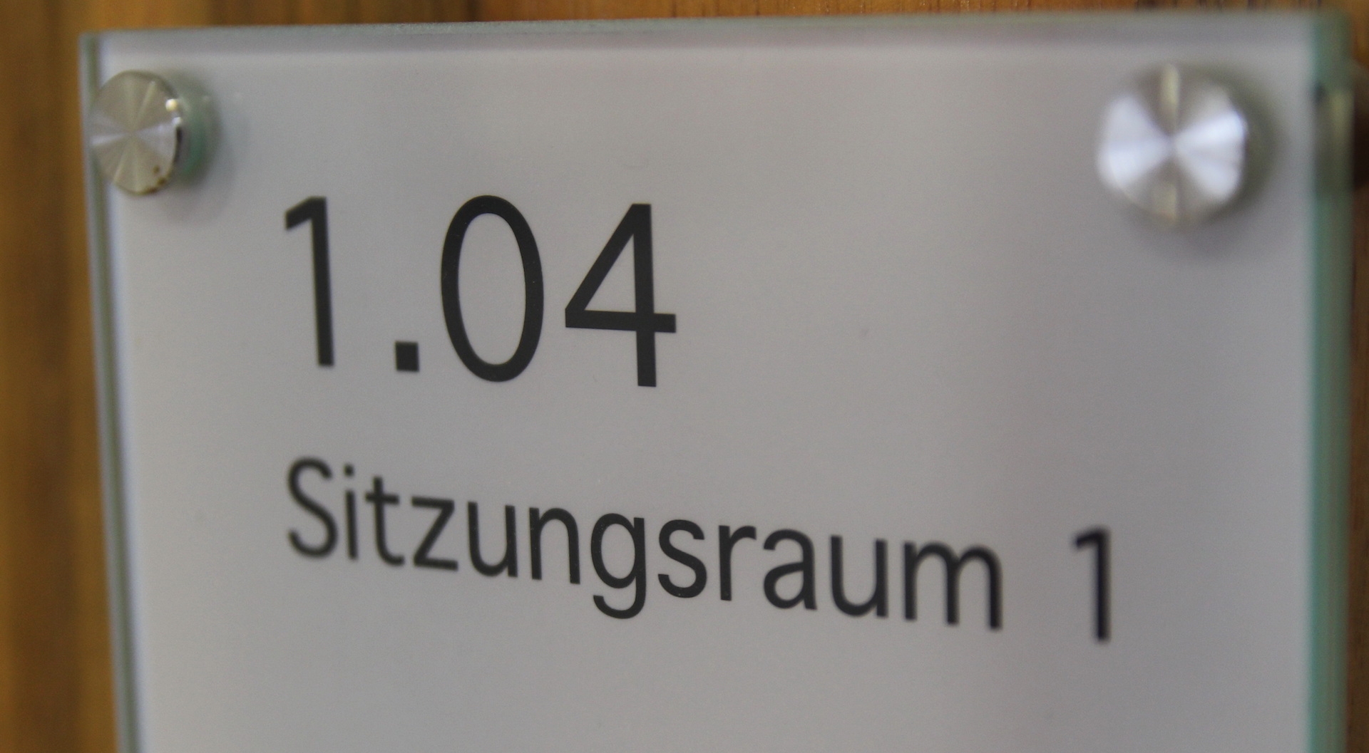 Foto Schild Sitzungsraum 1
