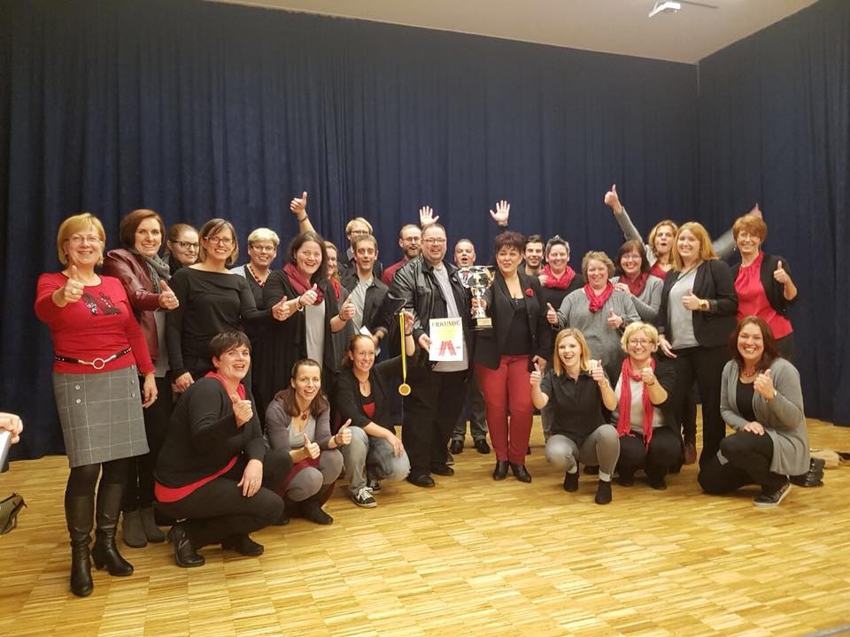 Foto von Sing und Act