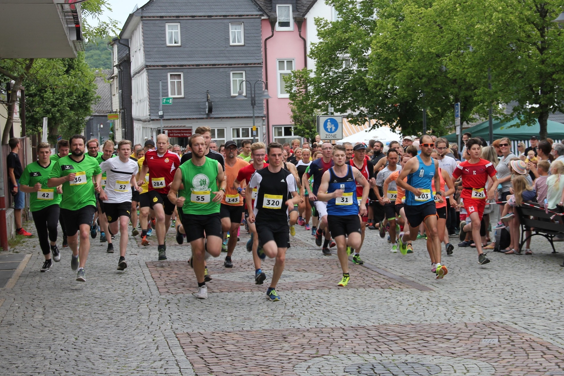 Foto von Läufern beim Altstadtlauf